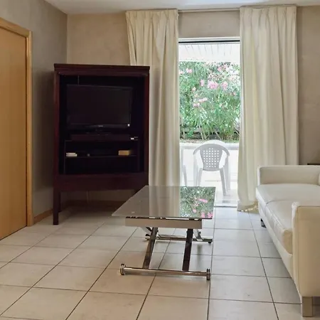 Lägenhet Central With Intimate Large Terrace - 6 Pax