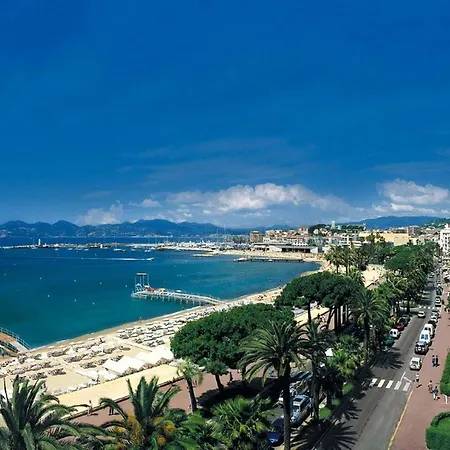 Central With Intimate Large Terrace - 6 Pax Lägenhet Cannes